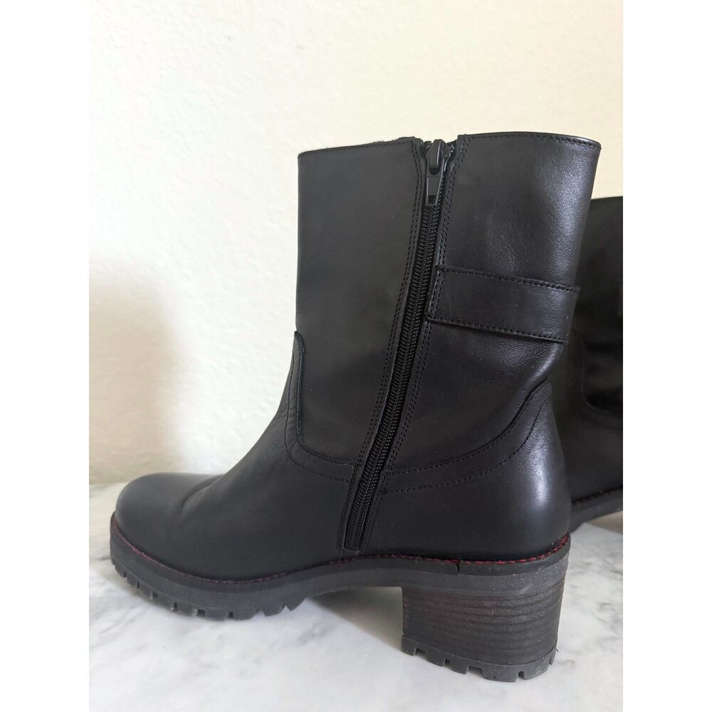 Coach and Four Leather Ankle Bootie Size 8 Buckle Side Zip Worn Once EUC - Picture 8 of 8